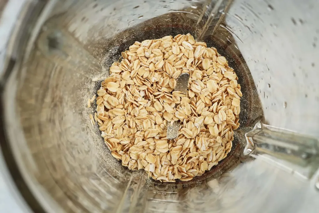 step 1 How to Make This Oatmeal Smoothie