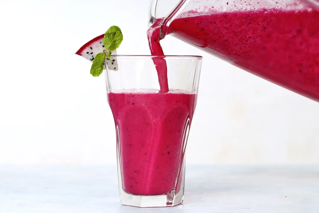 step 2 How to make Dragon Fruit and Yogurt Smoothie