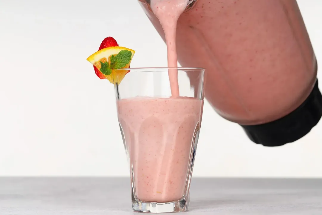 step 2 How to make Strawberry Orange Smoothie