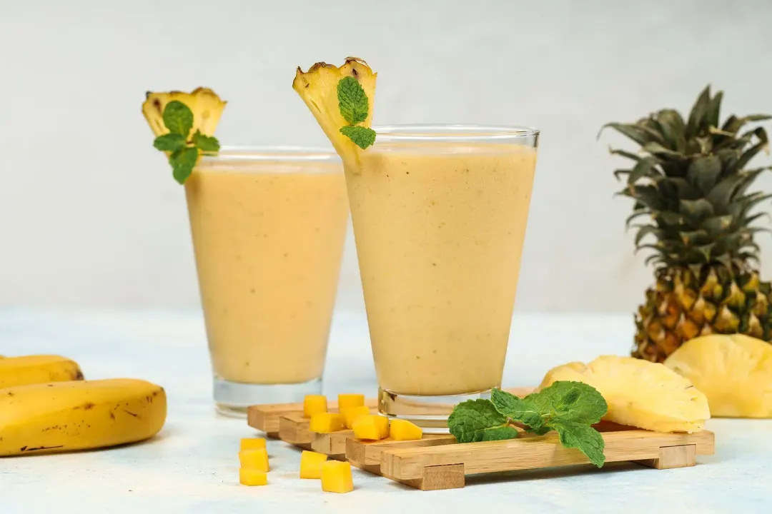 step 3 How to Make Mango Pineapple Banana Smoothie