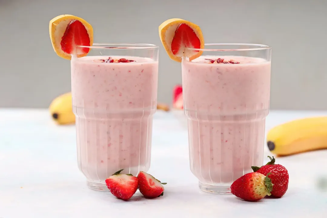 step 3 How to Make a Strawberry Peanut Butter Smoothie
