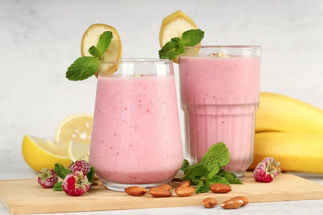 step 3 How to Make This Raspberry Banana Smoothie