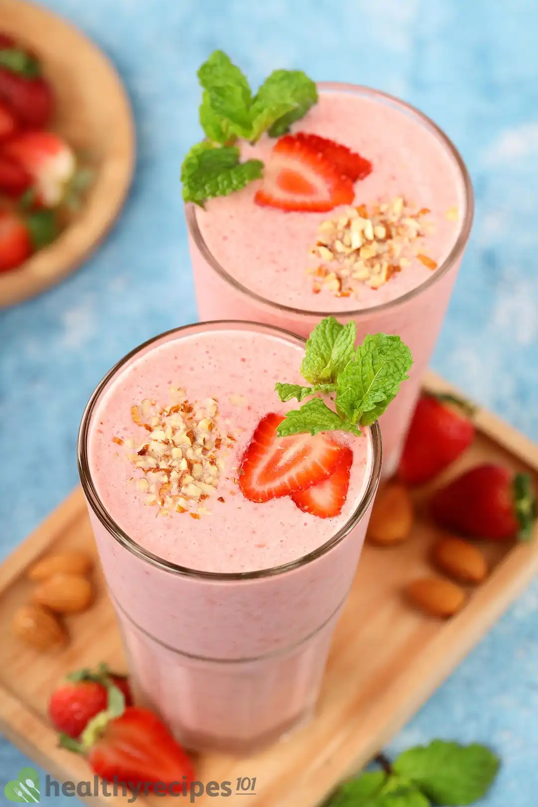 Strawberry Smoothie With Yogurt Recipe: A Healthy Drink for Summer