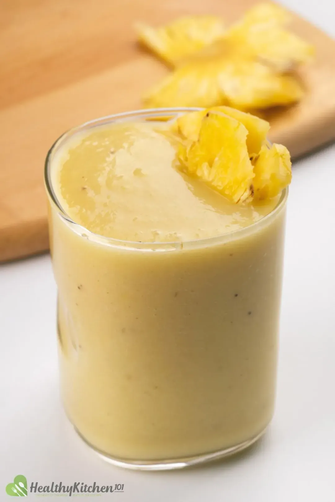 What Makes This Pineapple Smoothie Healthy