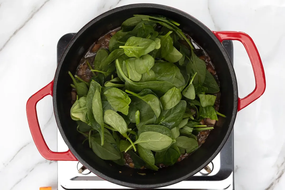 Add spinach to lentil soup