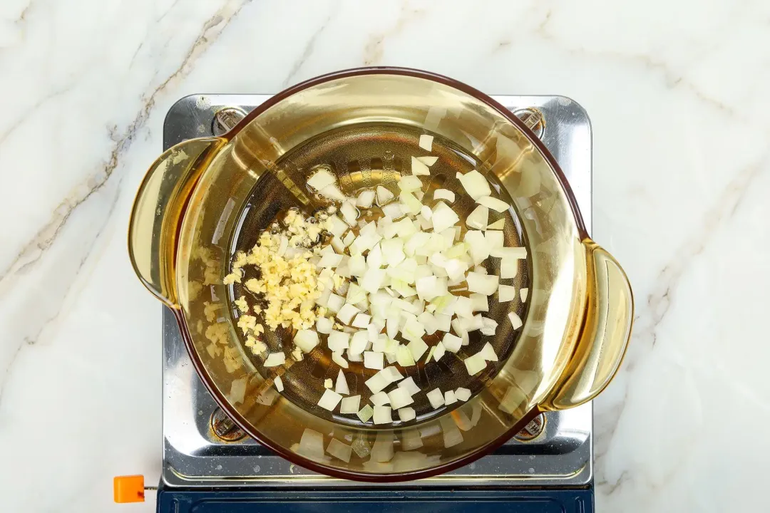 step 1 How to make White Bean and Kale soup