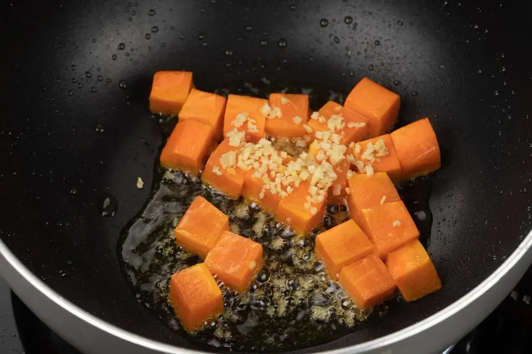 step 2 cook the miso soup1