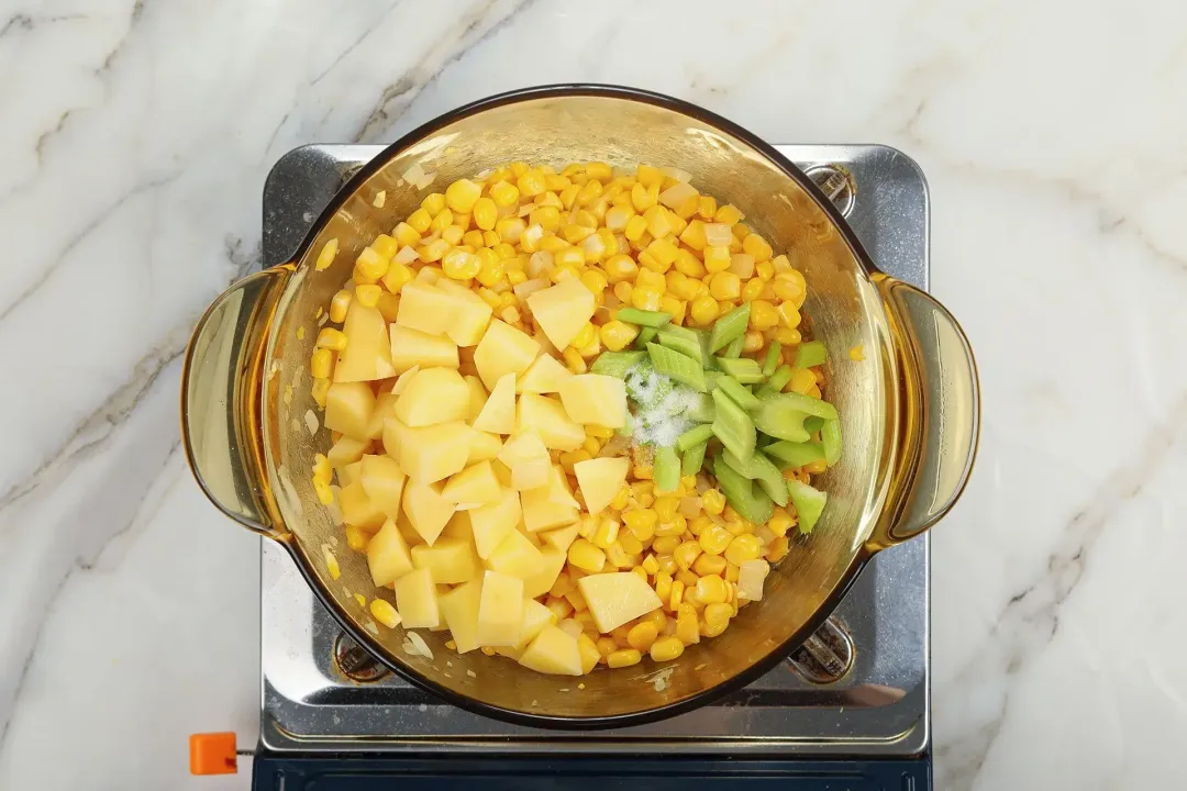 step 2 How to make corn soup