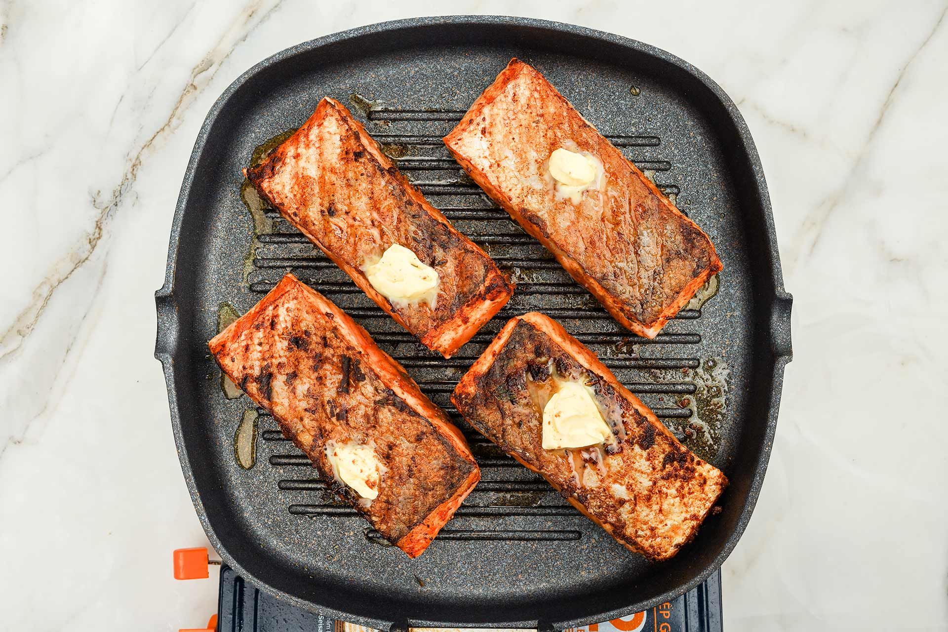 How to Make Salmon Avocado step 3