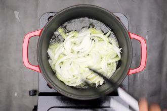 Stir-fry the onion