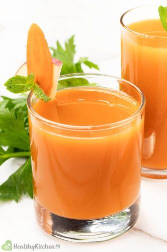 juicing with carrot