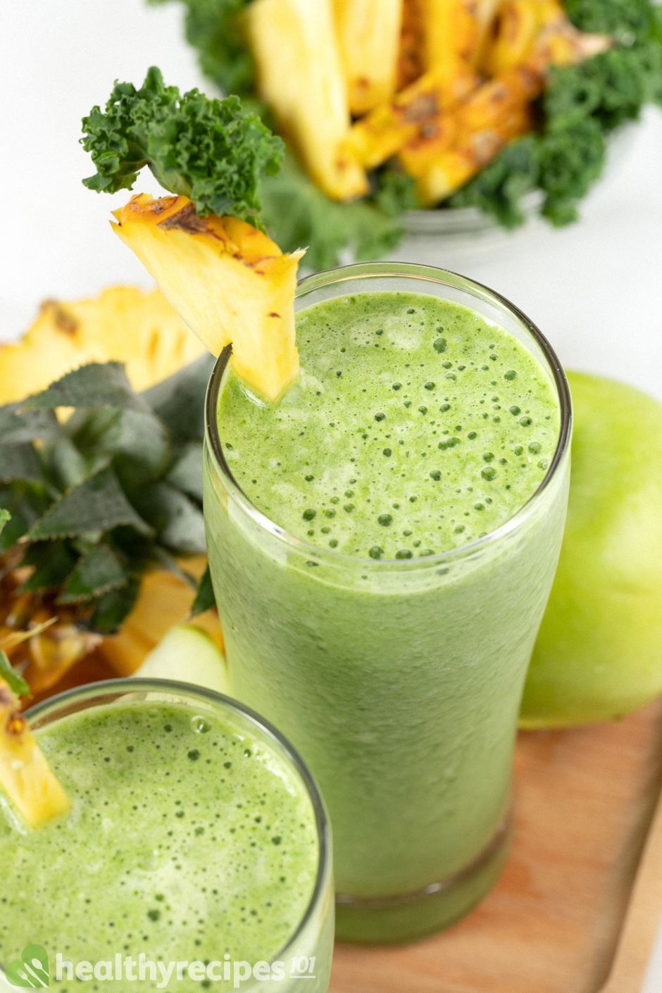 Kale Smoothie Recipe That Makes Healthy Eating Easy and Delicious