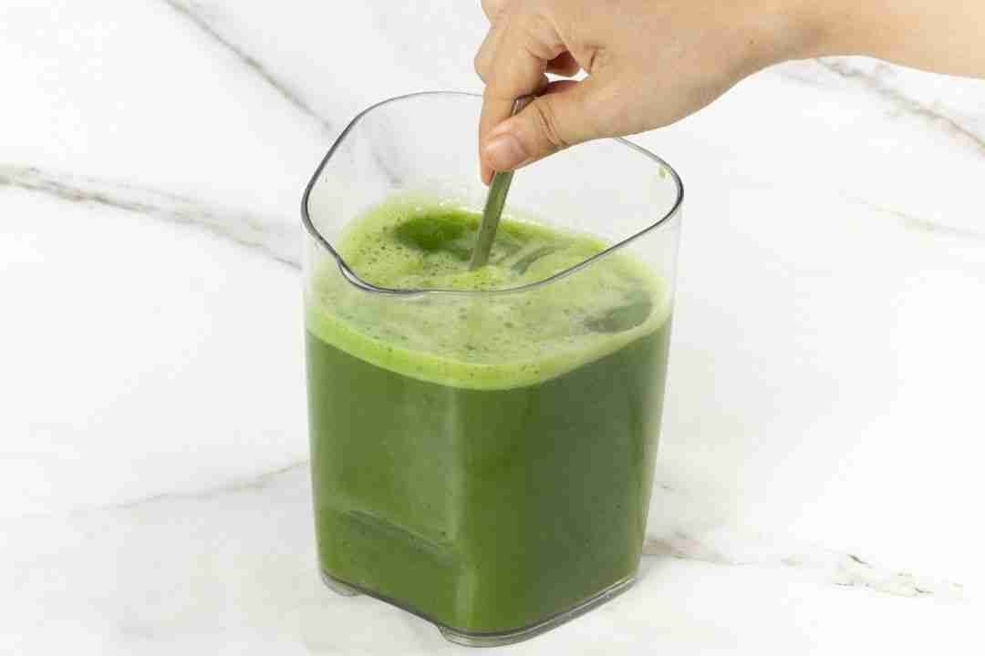 Mean Green Juice Recipe Cucumber, Kale, Celery & Apple Drink