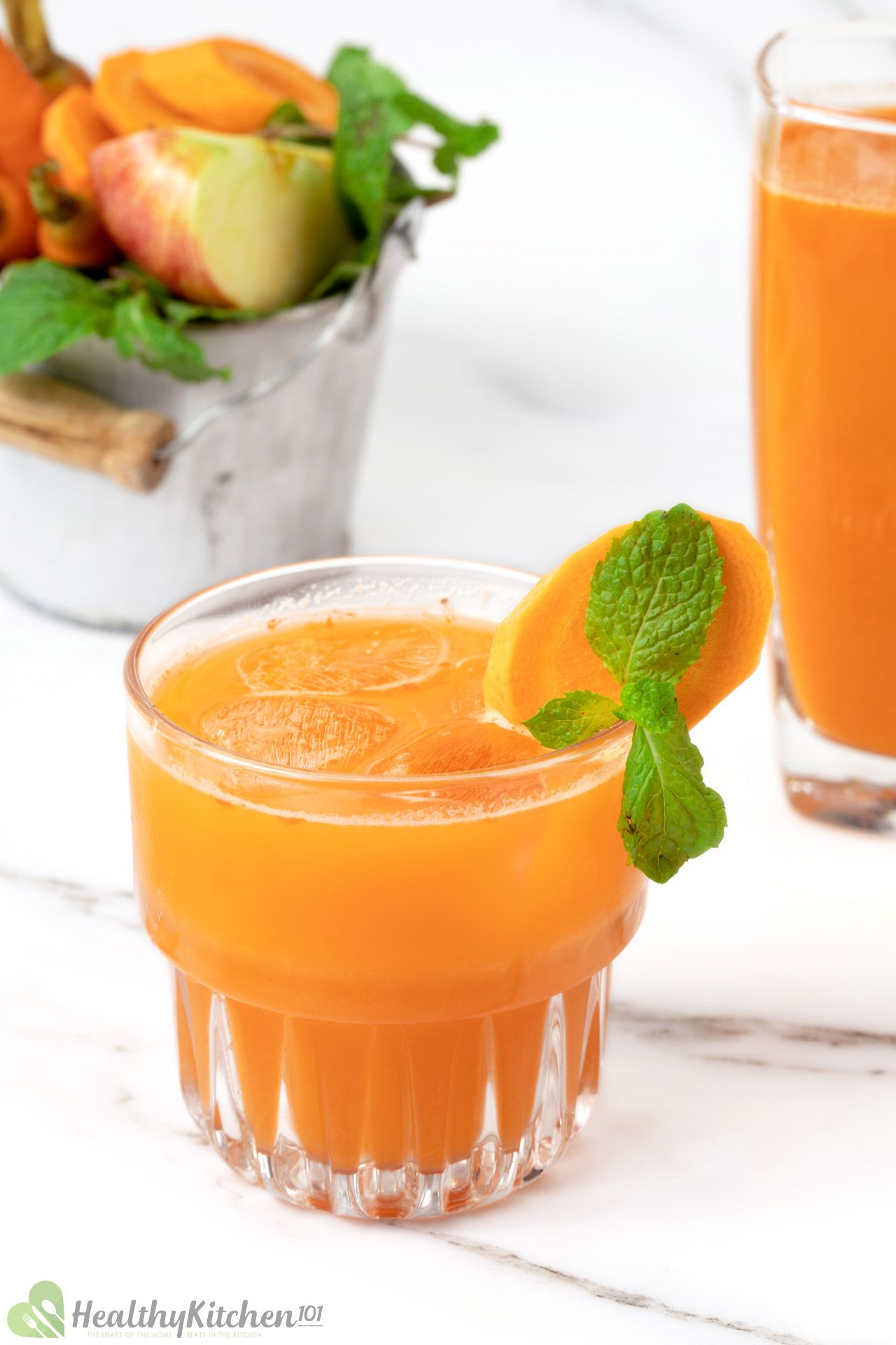 Carrot Apple Ginger Juice Recipe Clean, Crisp, with No Added Sugar