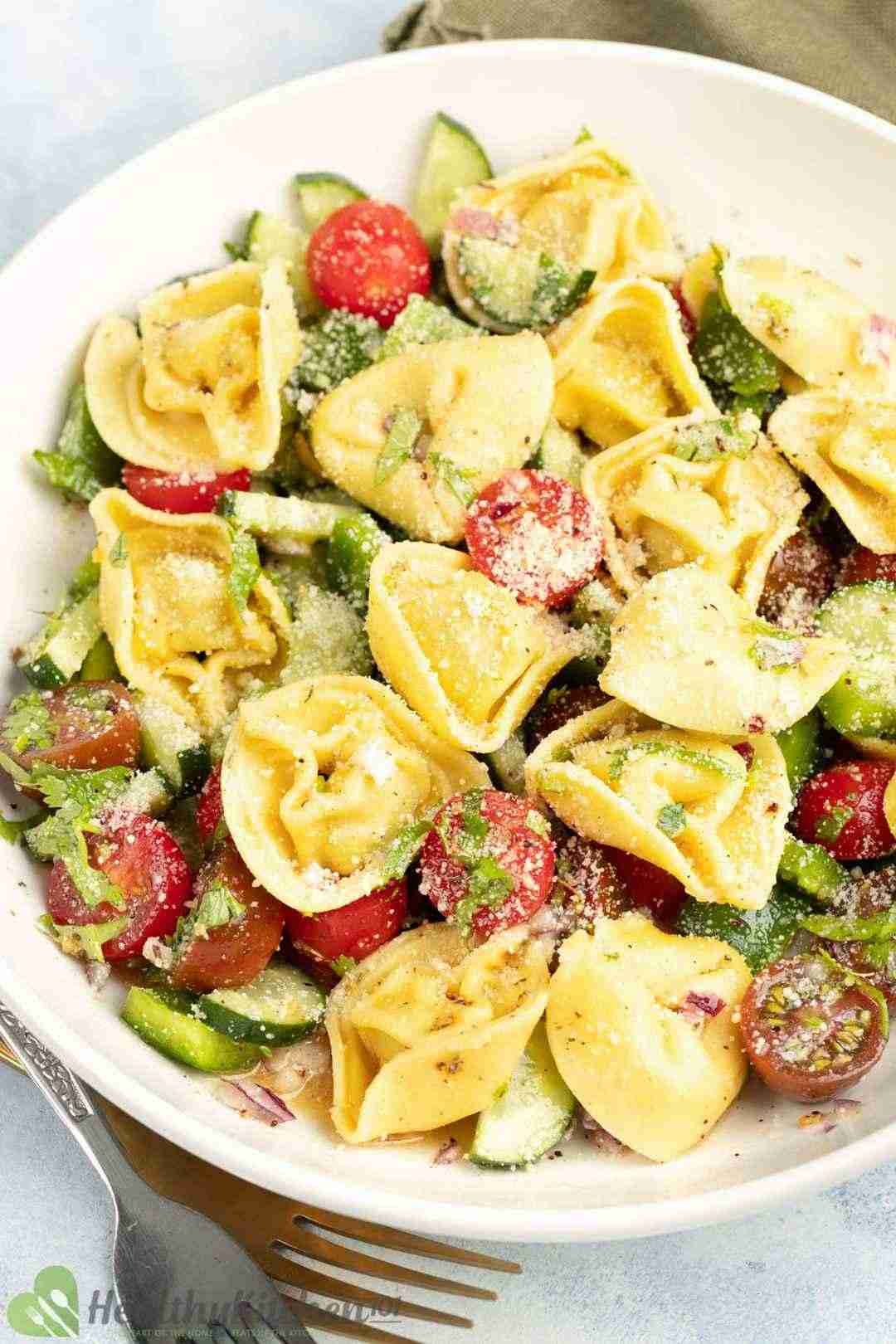 Tortellini Salad Recipe: A Mix of Healthy Vegetables and Pasta