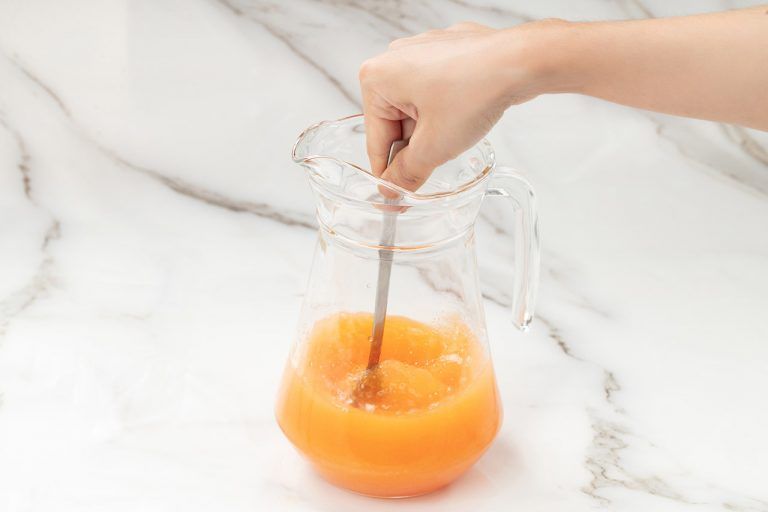 Vodka and Grapefruit Juice Recipe The Classic Greyhound Drink