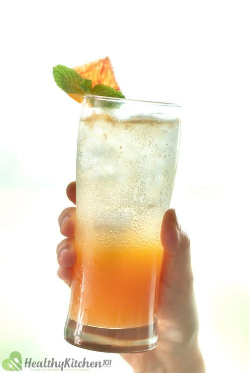 Vodka and Grapefruit Juice Recipe The Classic Greyhound Drink