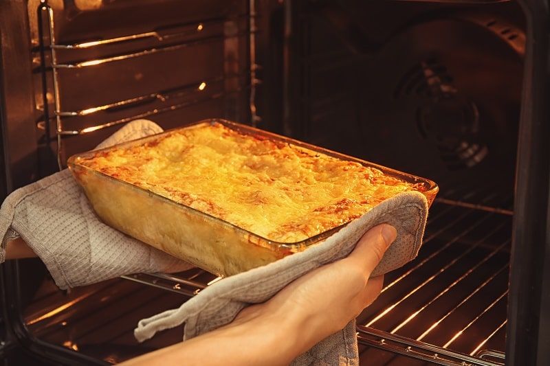 How To Reheat Lasagna In Oven Skillet And Air Fryer