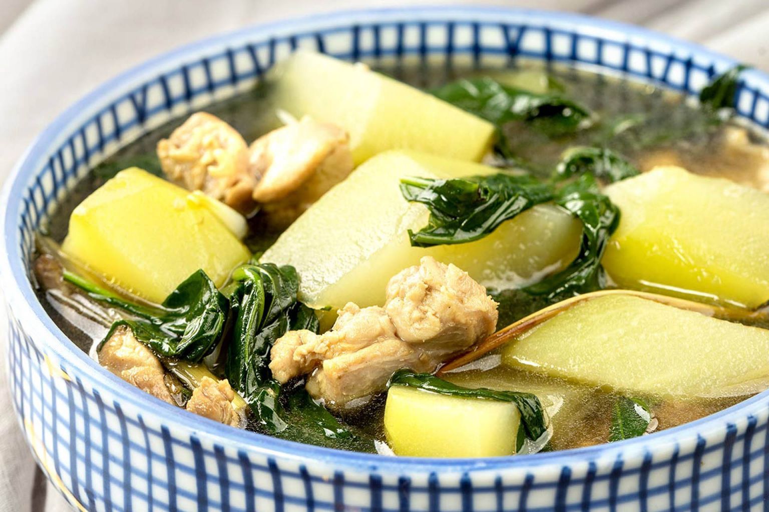 Chicken Tinola Recipe: A Heart-Warming Filipino Soup for Chilly Days