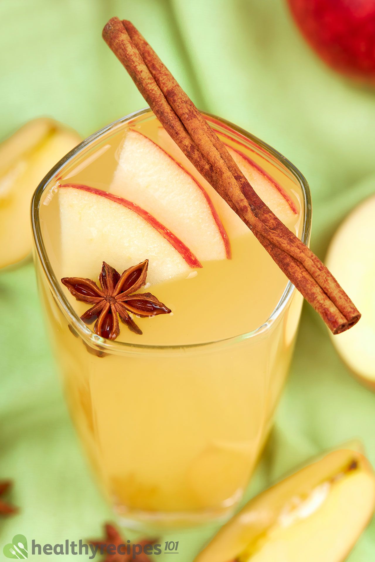 Homemade sugar-free apple cider