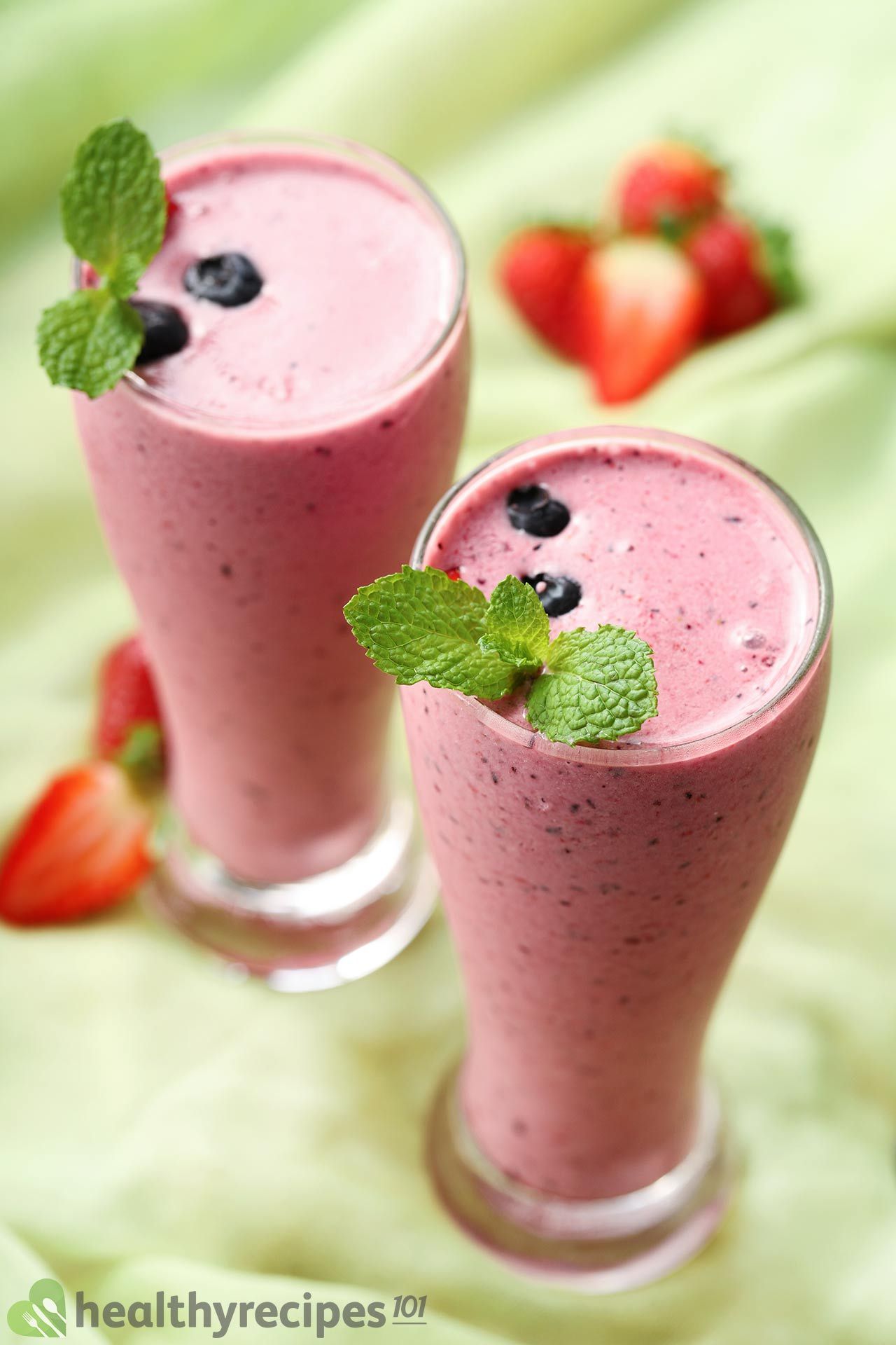 Homemade Strawberry Blueberry Smoothie Recipe