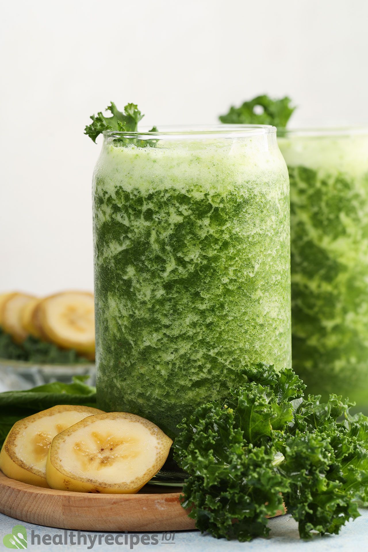 Homemade Kale Spinach Smoothie Recipe