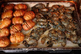Step 6: Add the shrimp to the baking tray and cook for another 15 minutes.