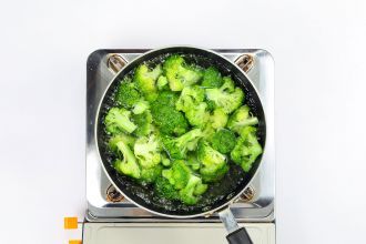 step 3: Cook the broccoli